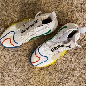 Adidas Pharrell Sneaker Shoe Collab 8.5 Women7 Men